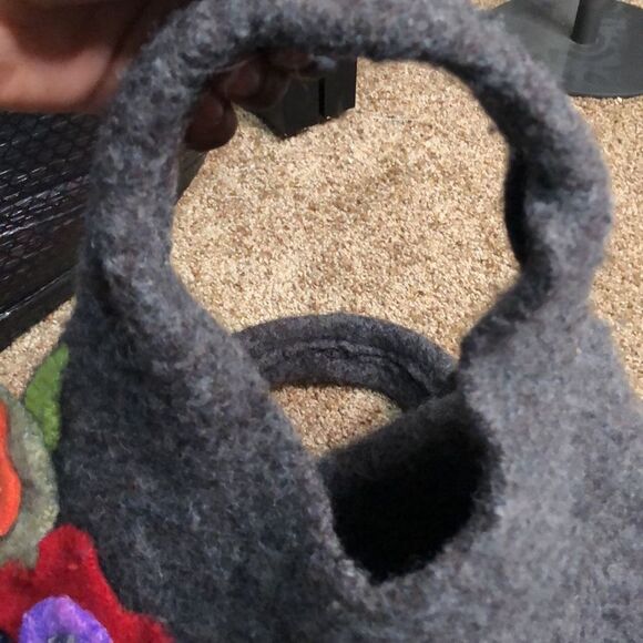 Handmade Wool Tote Bag, 11”x17” - Picture 5 of 9